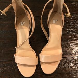 Size 6.5 BP strappy nude low heel